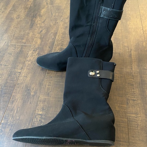 Stuart Weizman Black Nylon mid calf boots - Picture 3 of 13